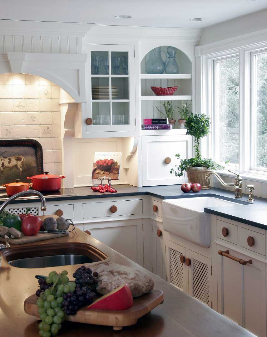 Kitchen Cabinets With Fruits On Top